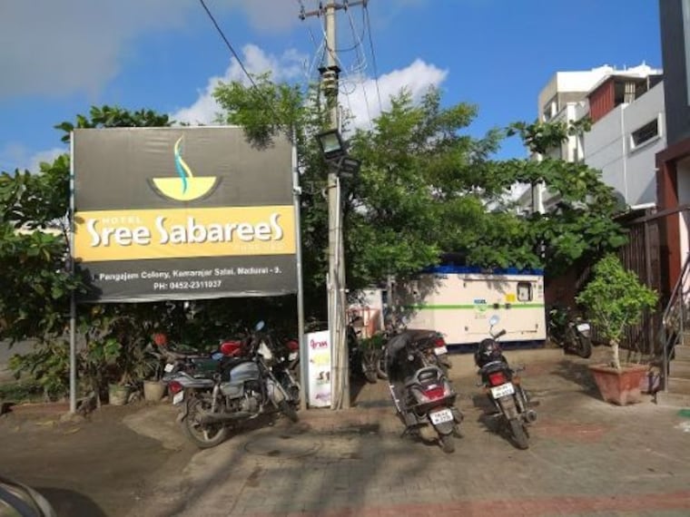 Hotel Sree Sabarees-4